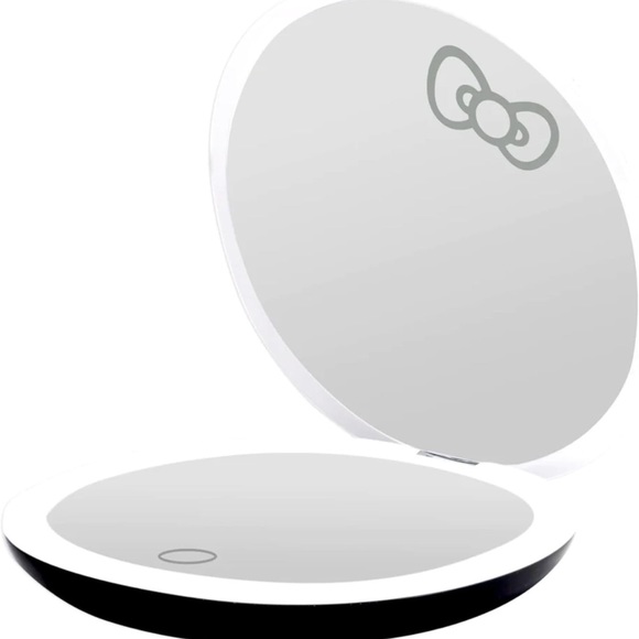 Impressions Vanity Co X Hello Kitty | The Supercute Signature LED Compact Mirror - Picture 3 of 5